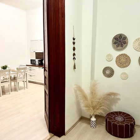 Apartment In Historical Part - Old Town Top Address Bratislava Extérieur photo