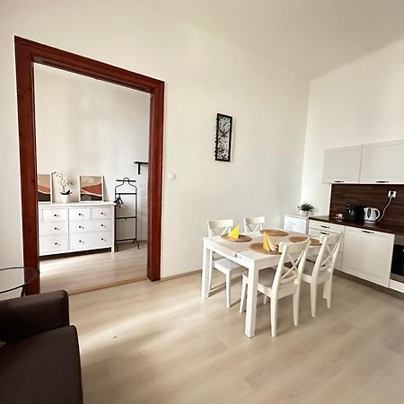 Apartment In Historical Part - Old Town Top Address Bratislava Extérieur photo