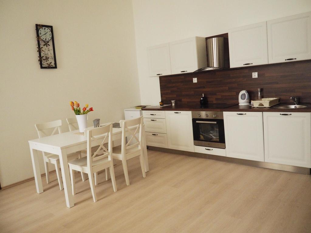 Apartment In Historical Part - Old Town Top Address Bratislava Extérieur photo